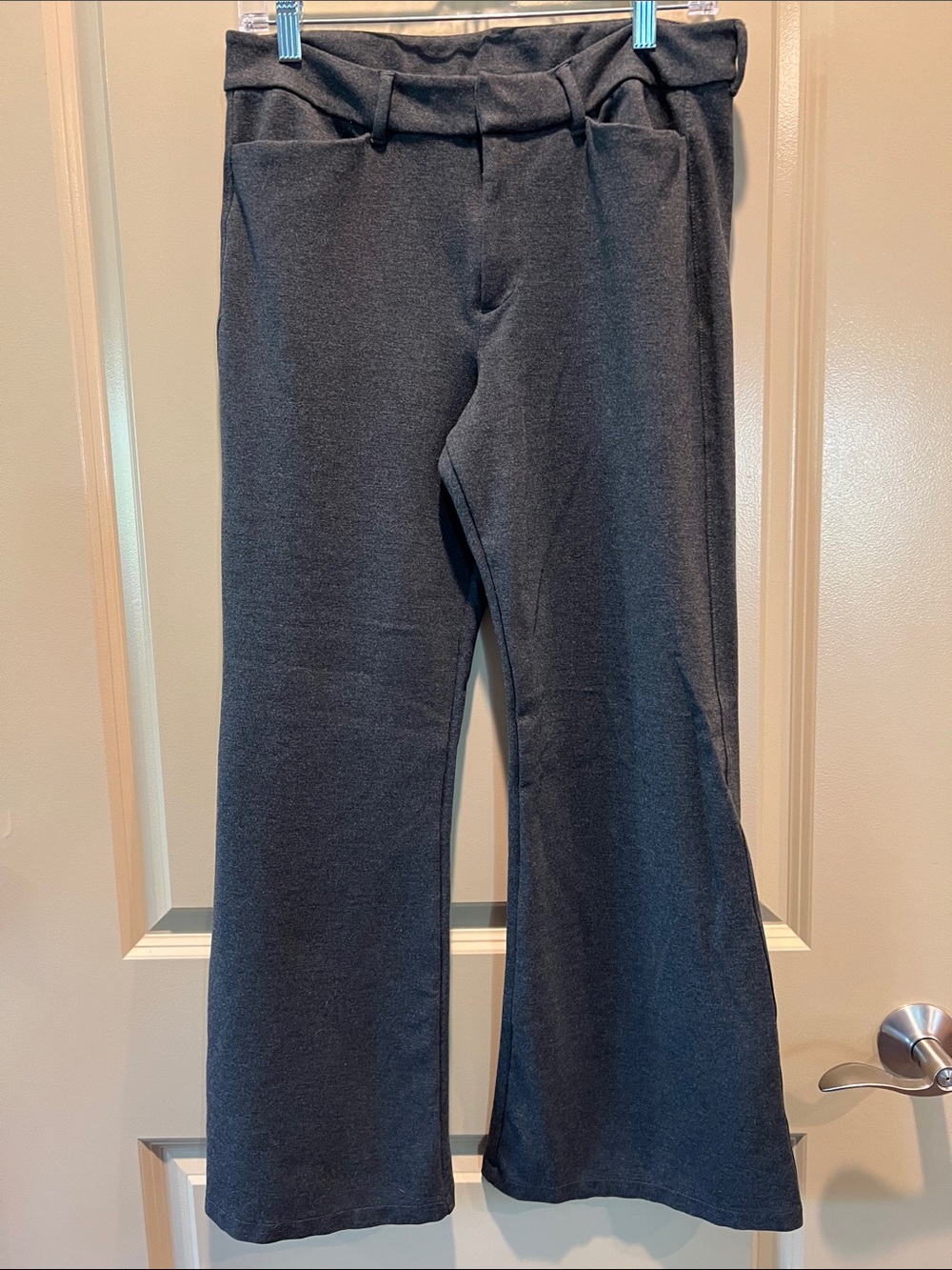 Women’s Wide-Leg Knit Pants in Dark Gray